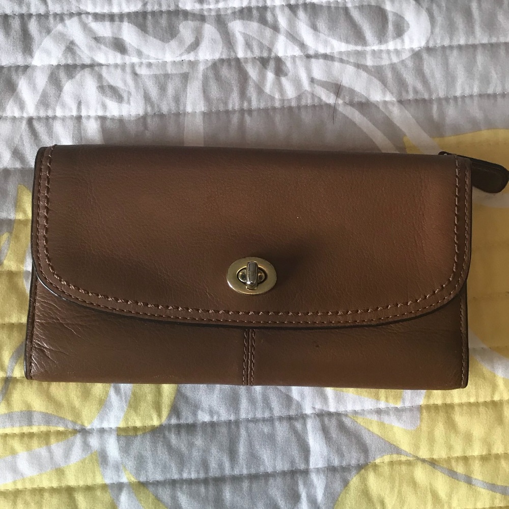Coach wallet 😍